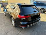 Audi A4 40 TDI S tr. quattro Sline Avant/AHK/Standhzg - Audi A4: Sline TDI
