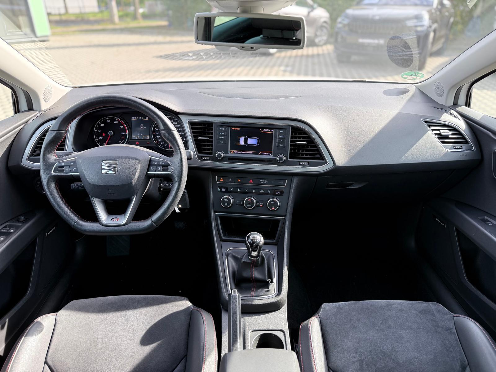 Seat LEON ST FR 1.8TSI LED|NAV|ALCANTARA|SOUND|UNIKAT