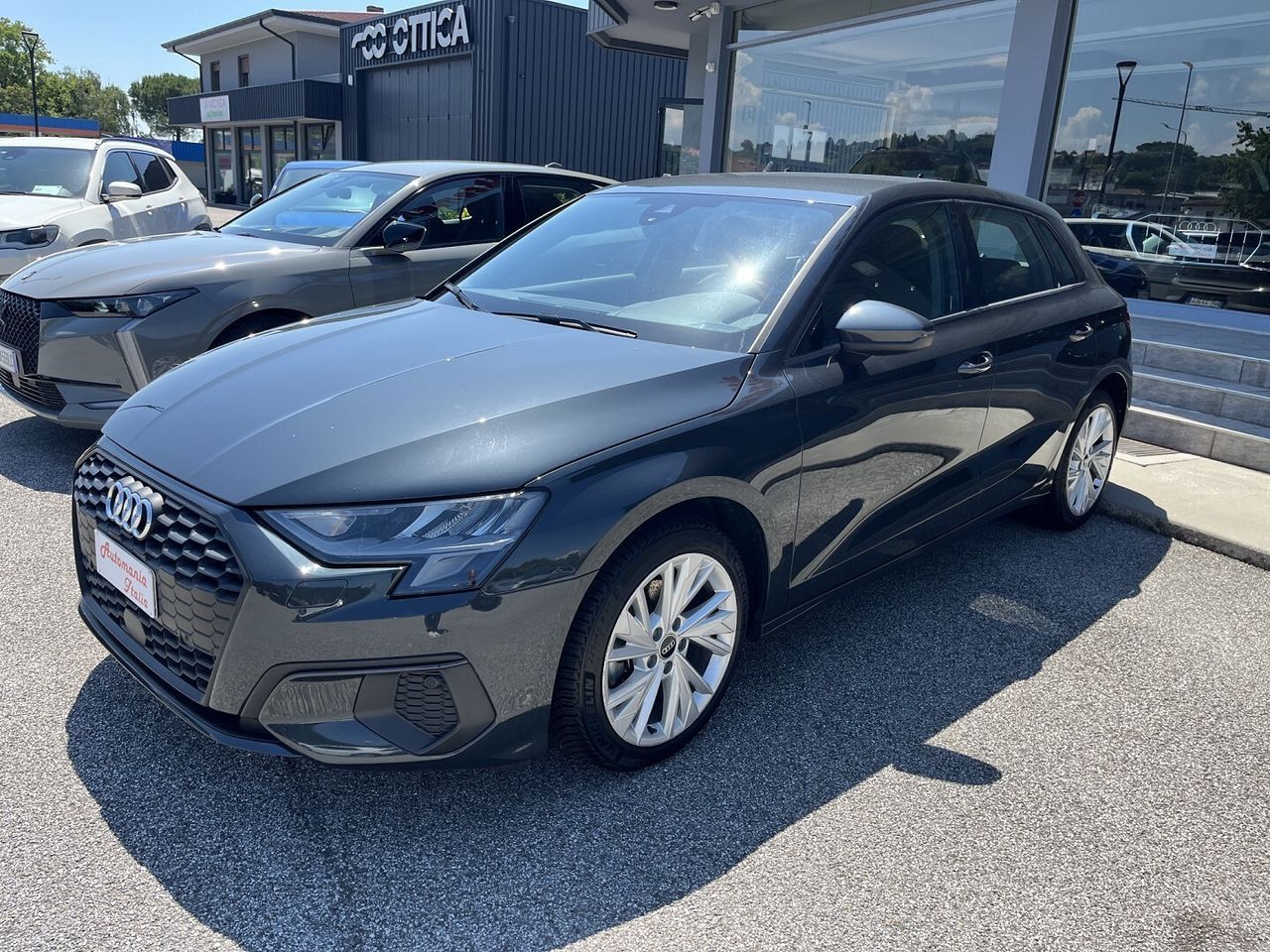 Audi AUDI A3 SPORT. BECK 2000 TDI 115 CV S.TRONIC imagem 3