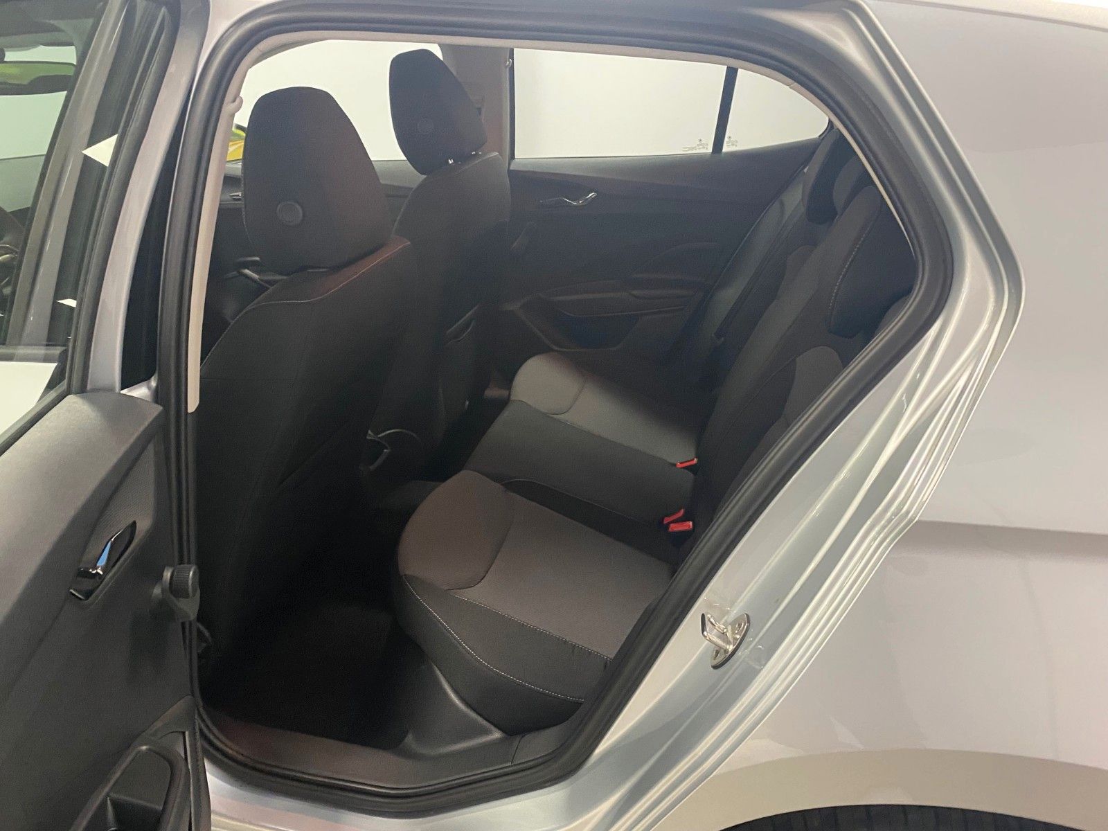 Fahrzeugabbildung SKODA Fabia 1.0 TSI Selection++Garantie 2030/100.000KM