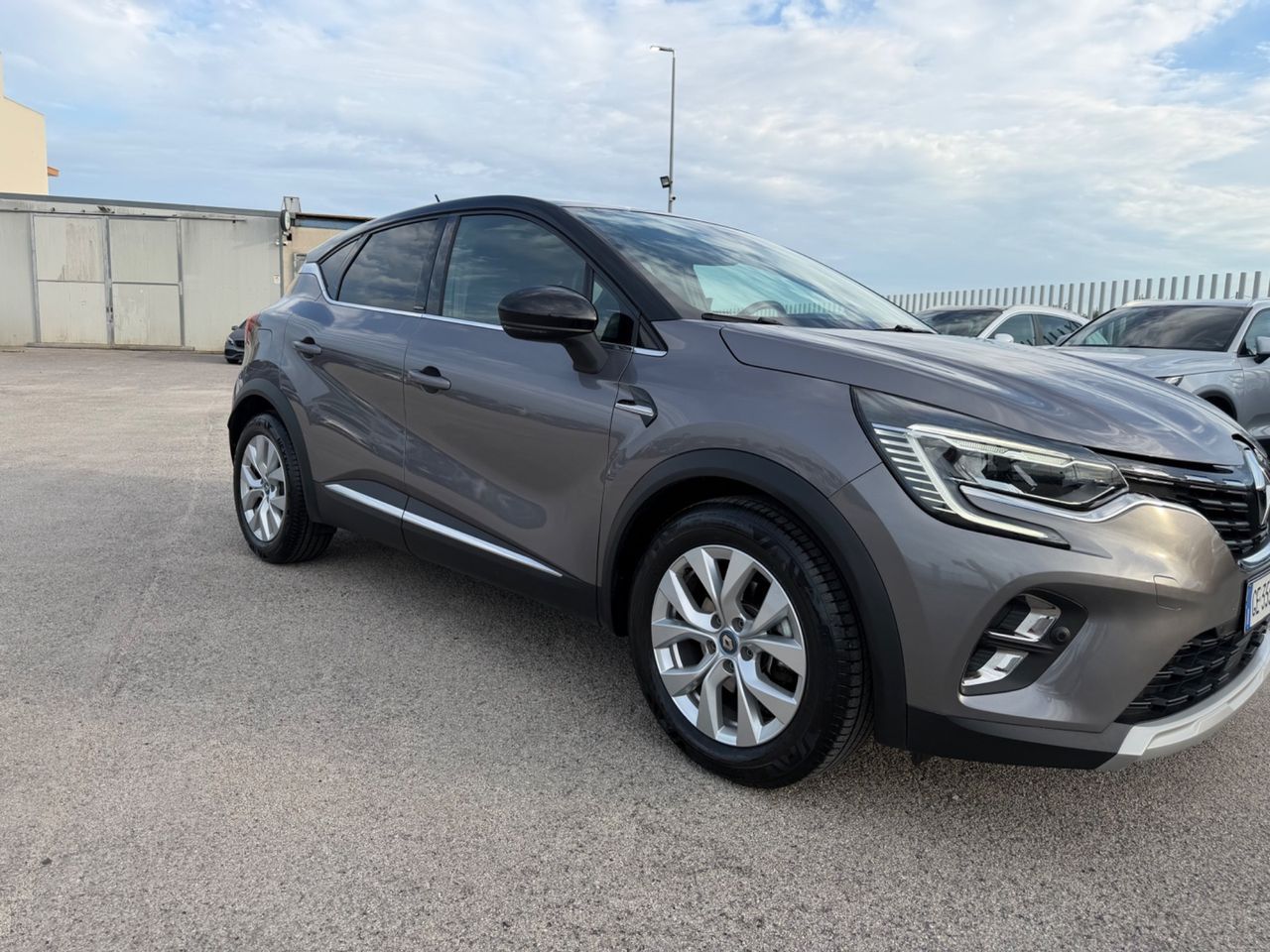 Renault RENAULT CAPTUR FULL HYBRID INTENS FULL LED MY21 imagem 3