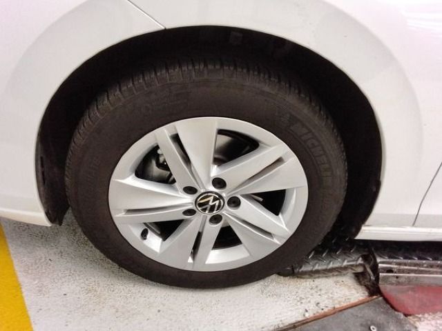 Volkswagen Golf - Bild 7