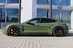 PORSCHE Taycan Sport Turismo Turbo S / SURROUND / PDLS+
