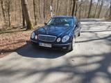 Mercedes-Benz E 220 CDI T ELEGANCE Elegance - Mercedes-Benz E 220 aus 2004: Cdi
