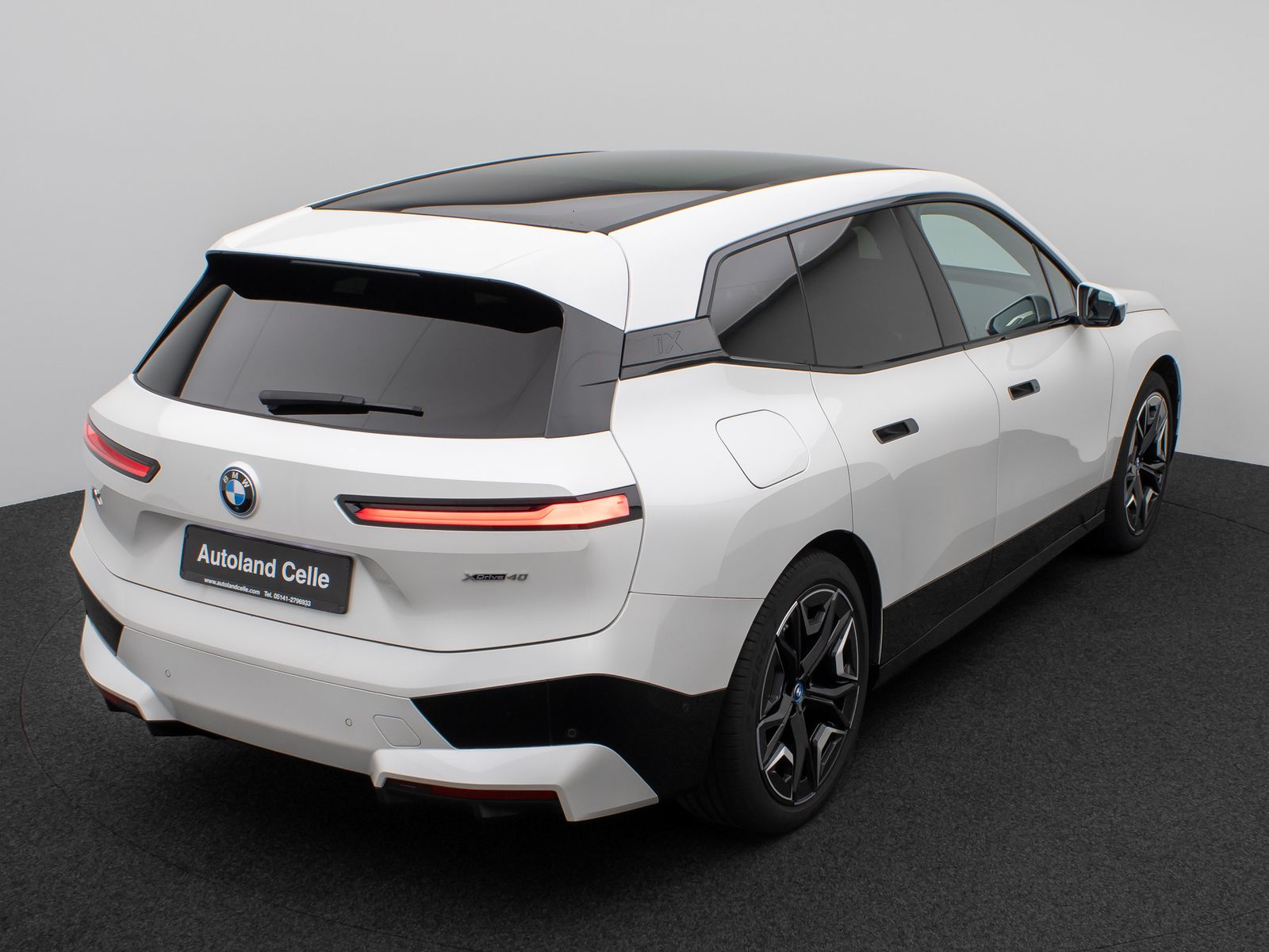 Fahrzeugabbildung BMW iX xD40 Sport SkyLounge Laser 360°DAB H/K 22Zoll