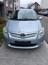Toyota Auris  Life Automatik - gebrauchte Toyota Auris aus dem Jahr 2010