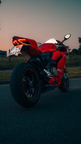 Ducati Panigale 1299s Akrapovic & Carbon - DUCATI 1299 PANIGALE S