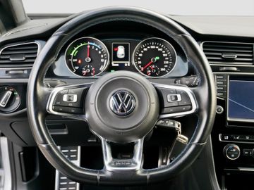 Volkswagen Golf - 12