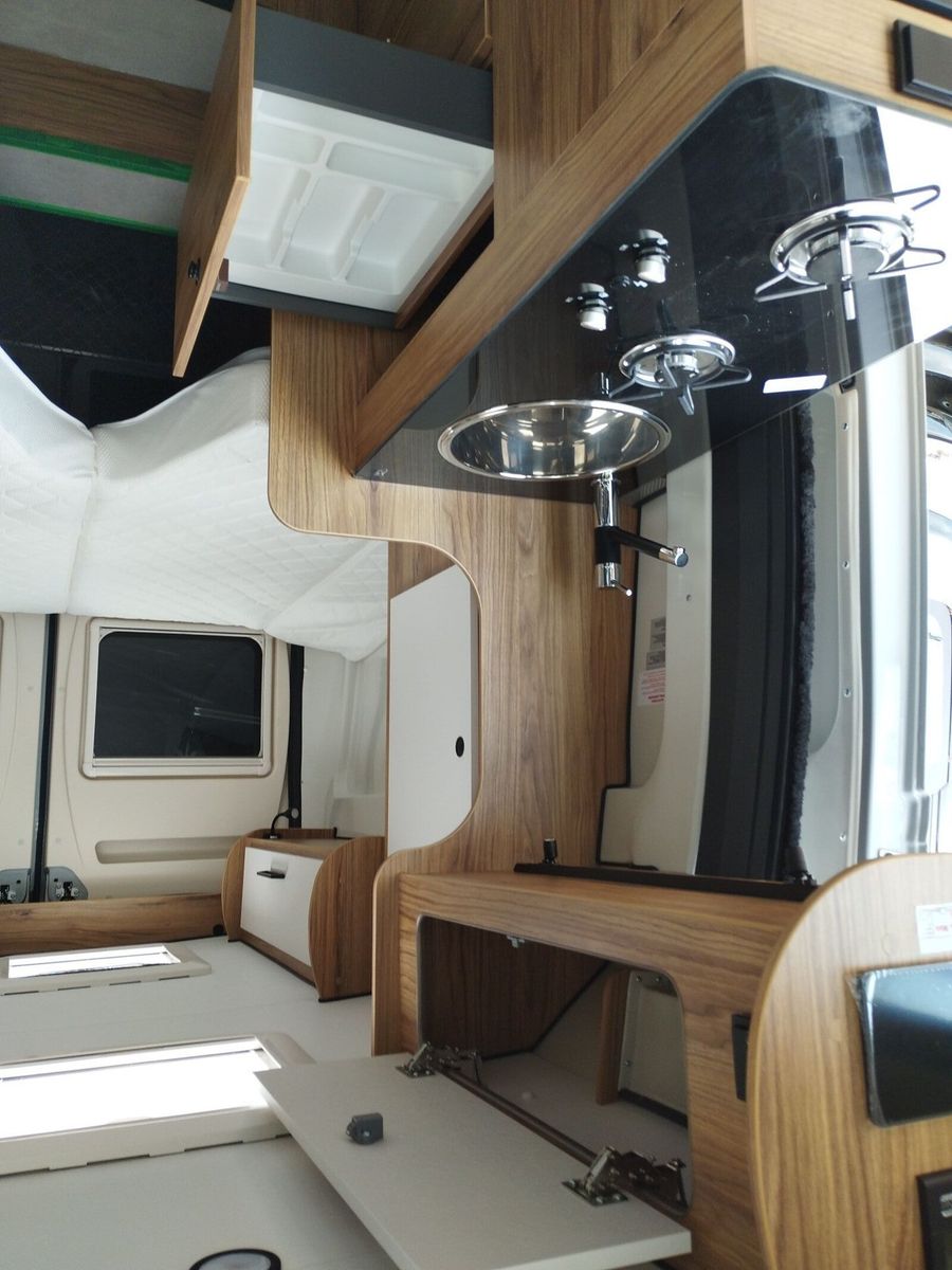 Fahrzeugabbildung Karmann Dexter DE 600 Captain-Chair-Sitze, Automatik