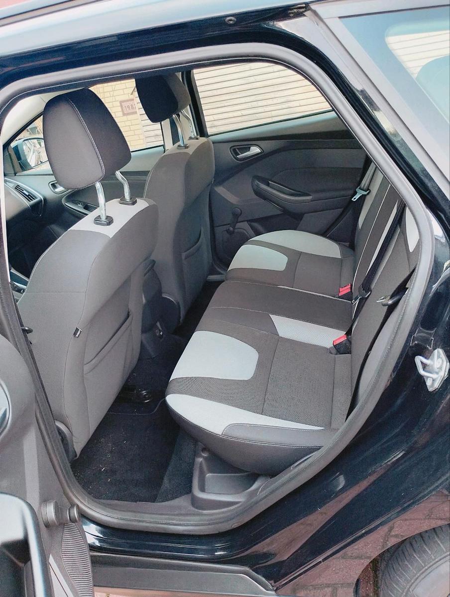 Ford Focus 2013 — photo 13