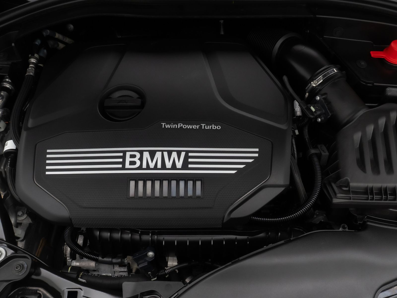 Fahrzeugabbildung BMW 218i Gran Coup&eacute; DAB GeschwindigReg PDC CockpitPr