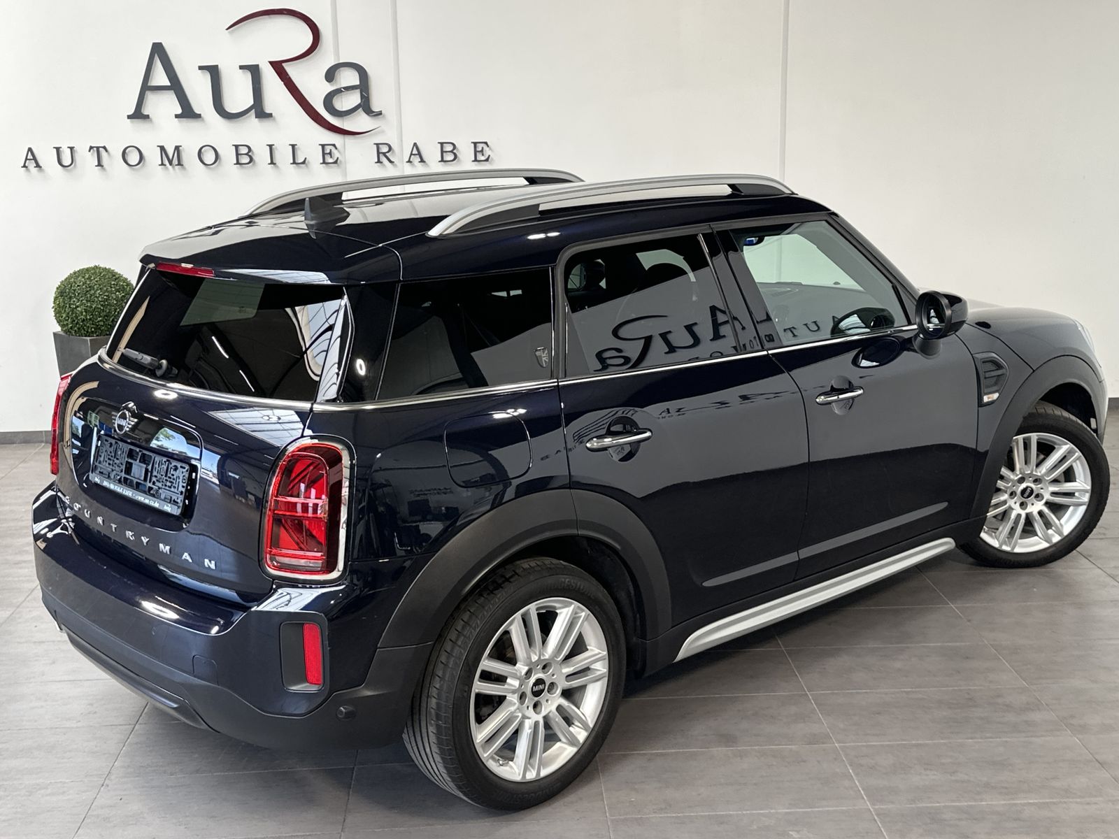 Fahrzeugabbildung MINI Cooper Countryman ALL4 NAV+LED+KAMERA+18ZOLL+DA