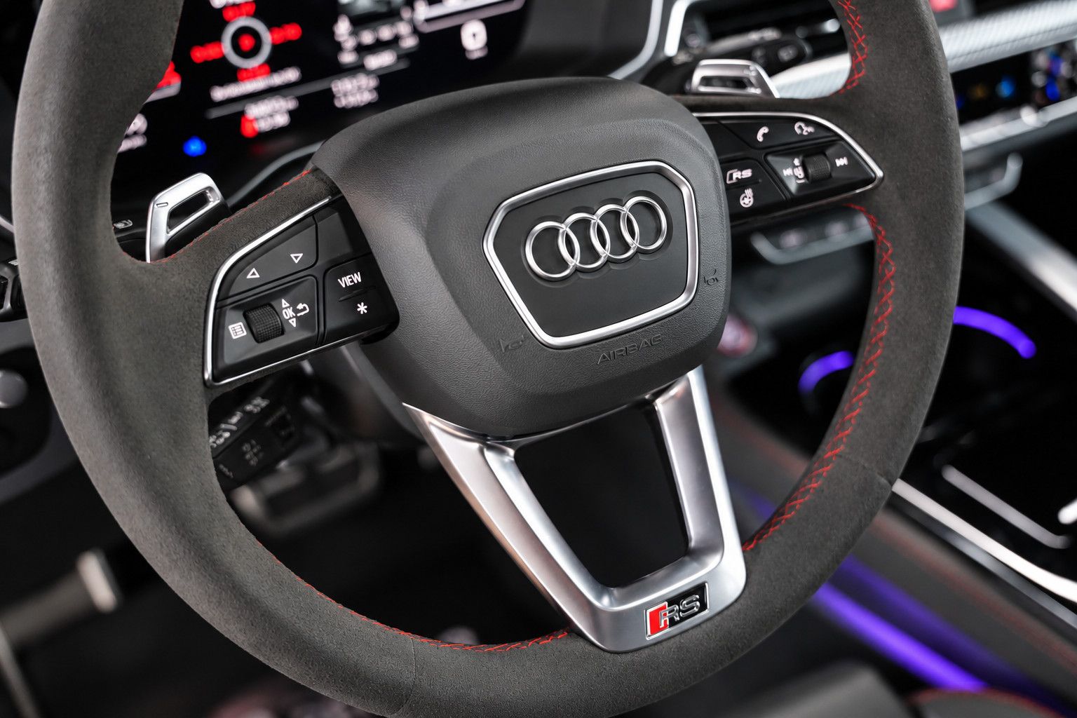 Fahrzeugabbildung Audi RS 4 2.9 TFSI *Virtual*RautenSitze*B&O*Pano*HUD