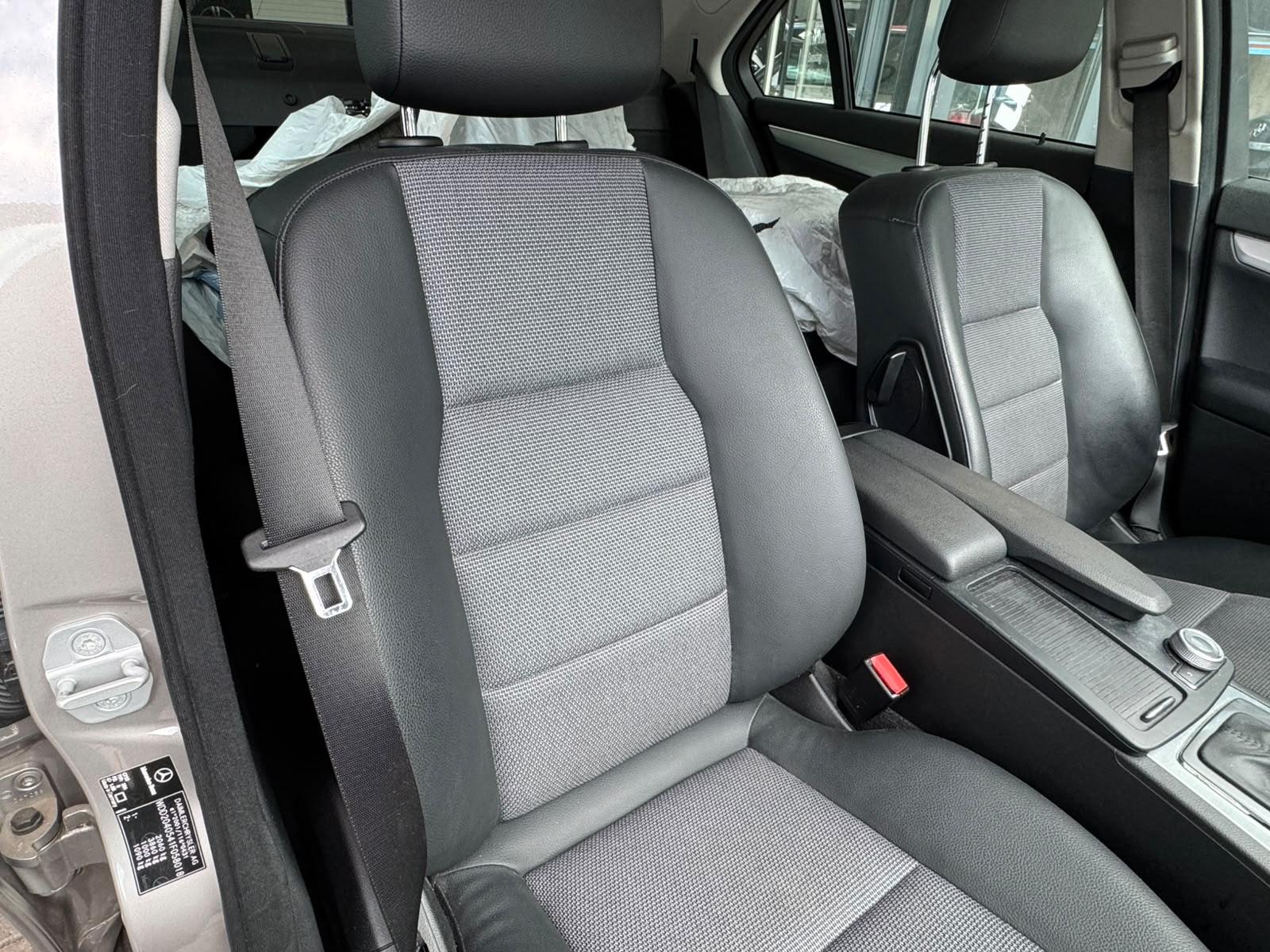 Mercedes-Benz C 280 Automatik/Leder/Navi/Xenon/19Zoll/2.Hd