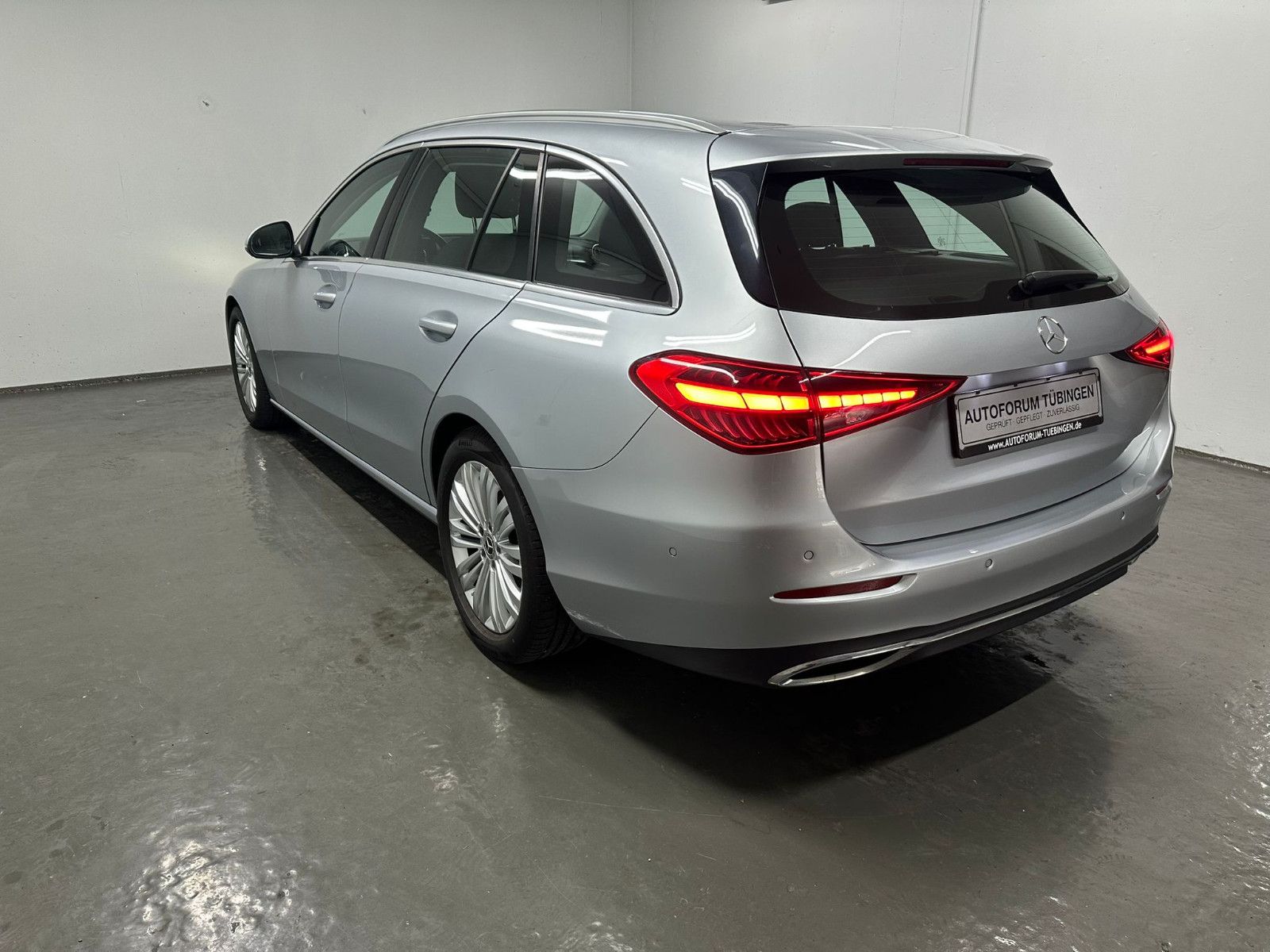 Fahrzeugabbildung Mercedes-Benz C 200 d T Autom *DISTRO*LED*NAVI*AHK*AVANTGARDE