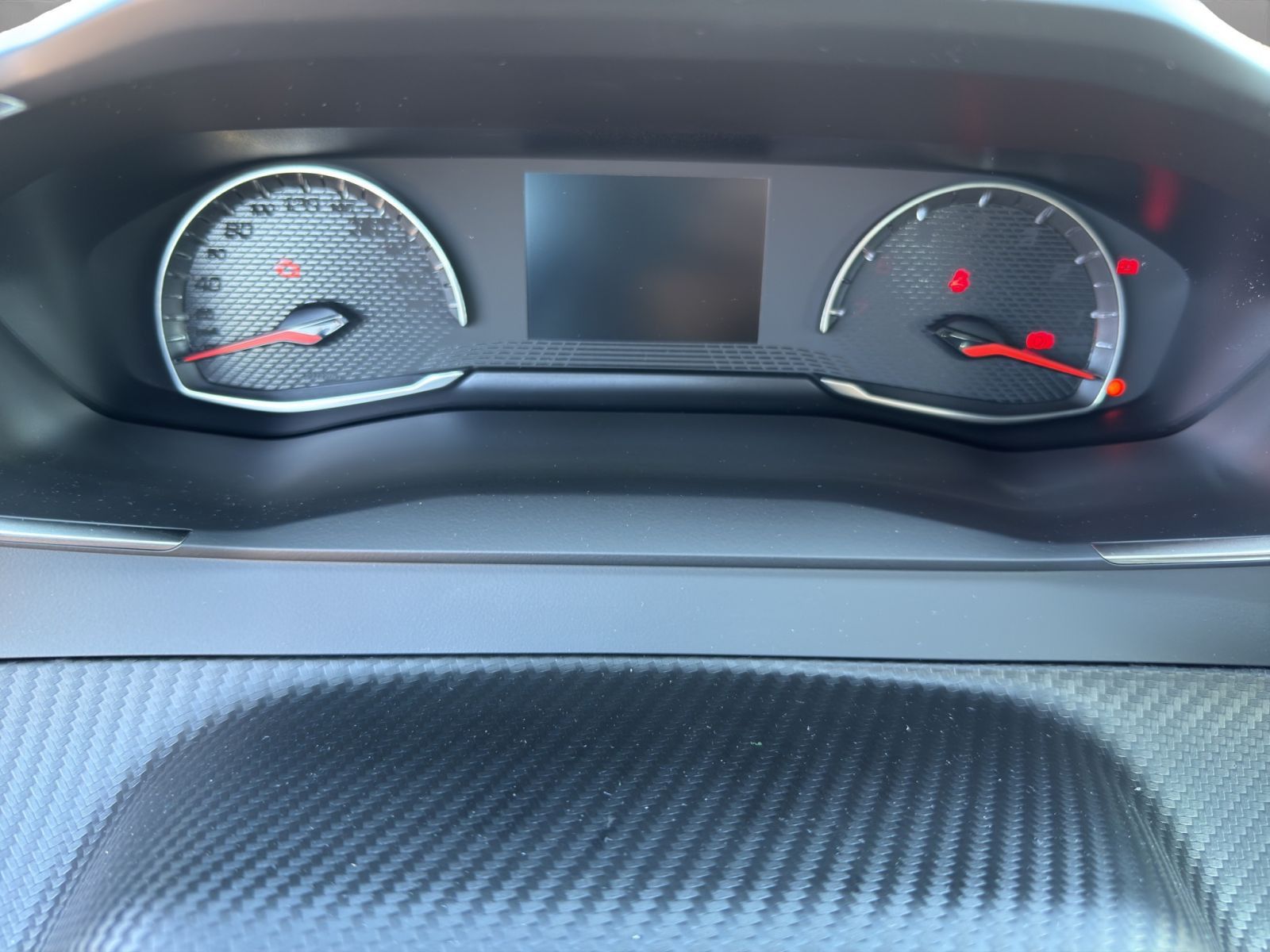 Peugeot 2008 - Bild 13