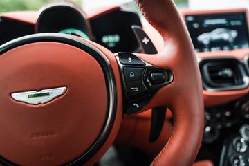 2022 Aston Martin V12 VANTAGE — миниатюра 15