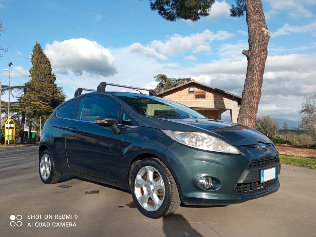 Ford Fiesta 1.2NEOPATENTATI Titanium