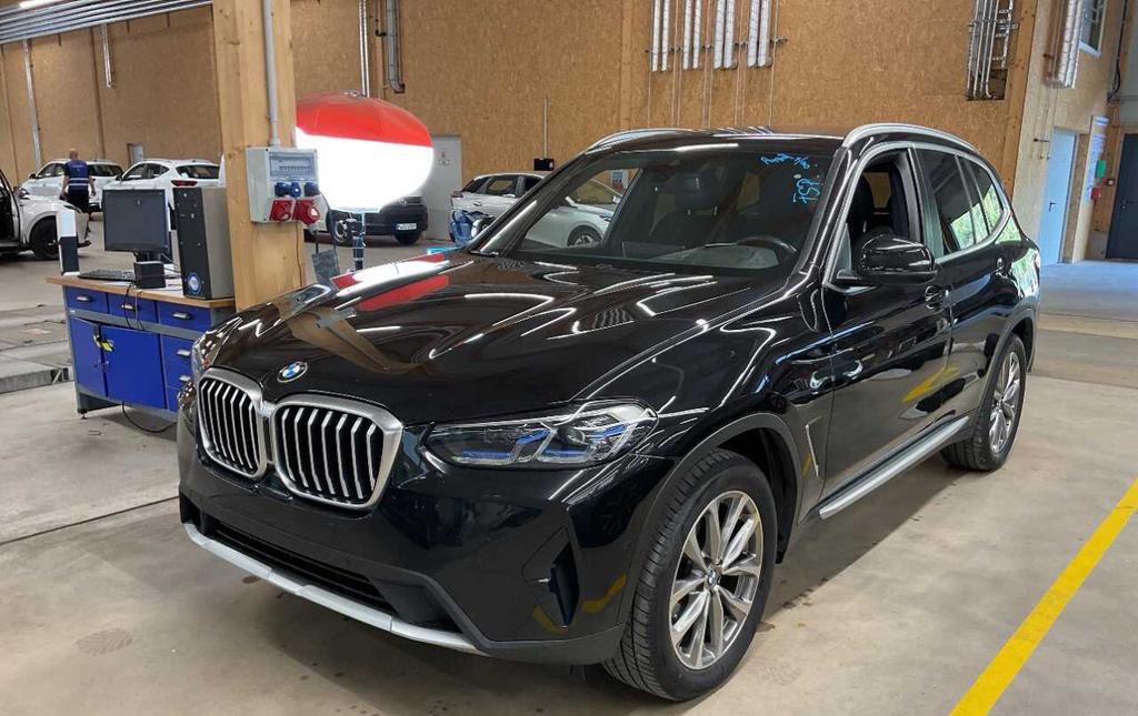 BMW X3 xDr 20d AT8  LASERHUDHIFILEDERSTANDHZ19 2021