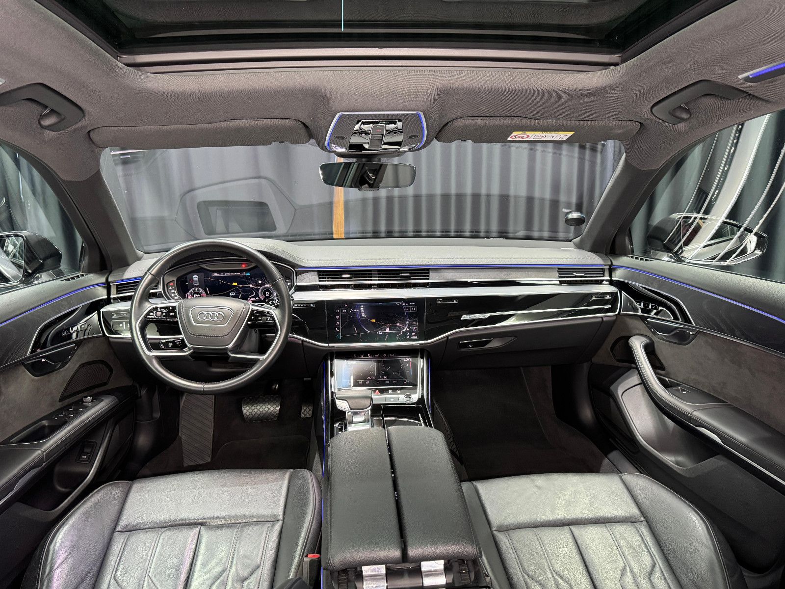 Fahrzeugabbildung Audi A8 50 TDI quattro|B&O|HUD|PANO|MATRIX