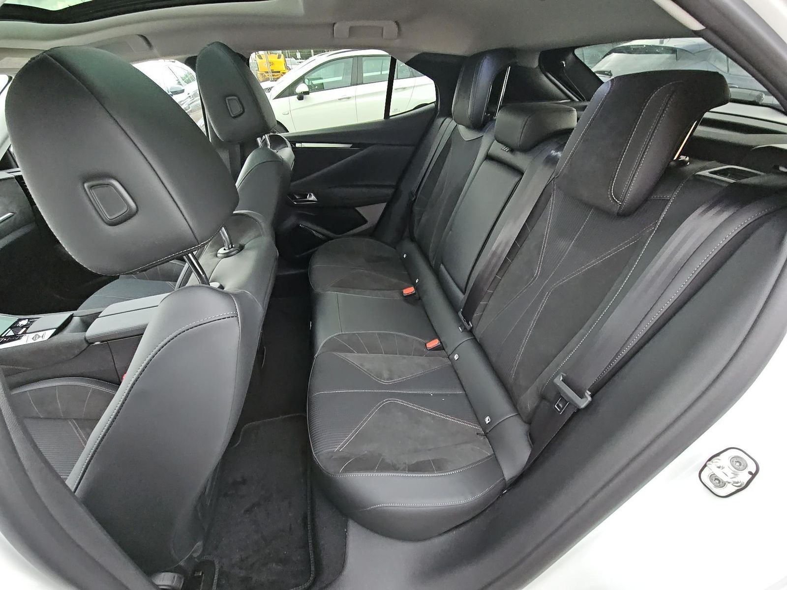 Fahrzeugabbildung DS Automobiles DS4 Performance Line+NAVI+PDC+ACC+LED+USB+360°+