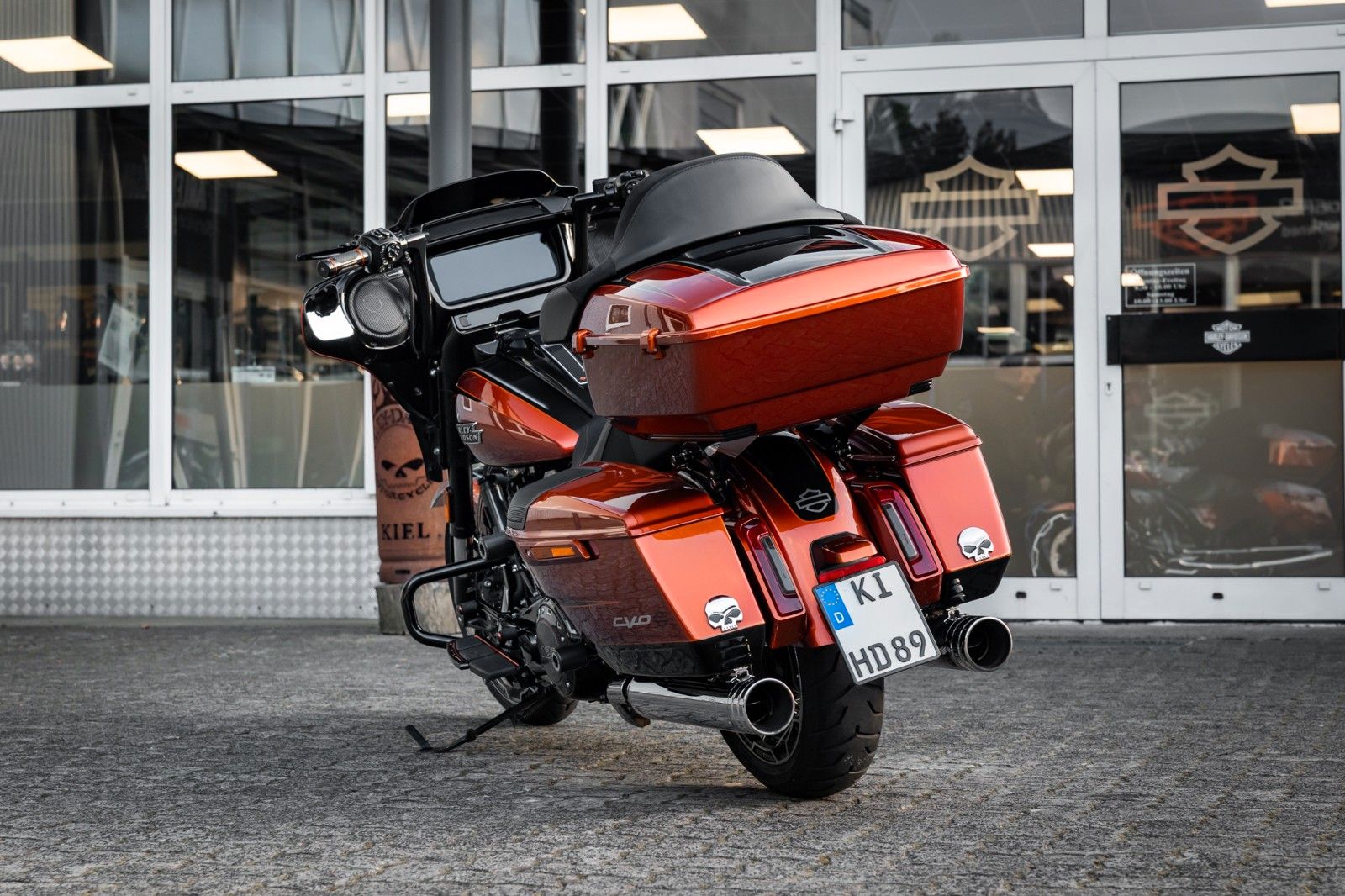 Fahrzeugabbildung Harley-Davidson CVO Street Glide FLHXSE 121 Cui - KESSTECH -
