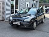 Ford Focus Lim. Fun X AUTOMATIK+WENIG KM - gebrauchte Ford Focus aus dem Jahr 2006