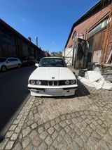 BMW e30 318i rostfrei - BMW 318 aus 1987: 318i
