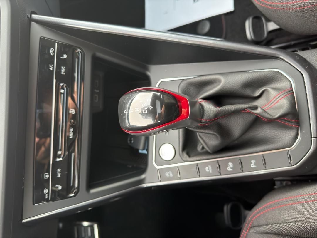 Fahrzeugabbildung Volkswagen Polo GTI GTI,Pano-Dach,Keyless,App -Connect,Clim