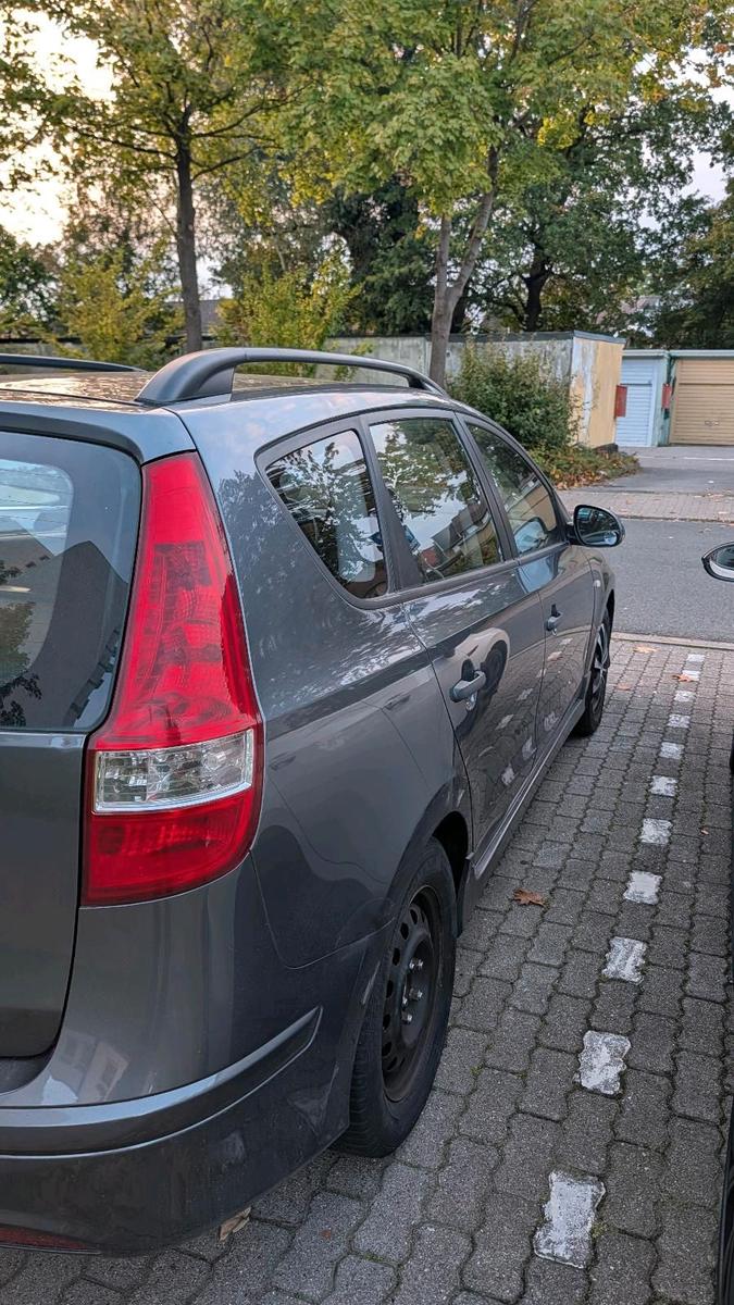 Hyundai i30 2011 — photo 6