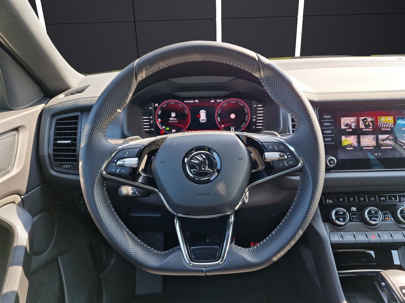 Fahrzeugabbildung SKODA Kodiaq Sportline 1.5 TSI DSG ACC LED KAMERA