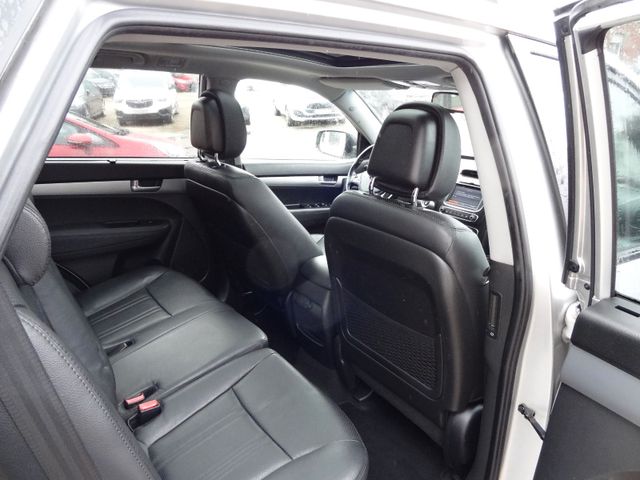 Fahrzeugabbildung Kia Sorento Spirit 4WD/Leder/Navi/Pano/AHK/Kamera/