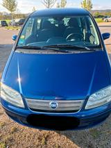 Fiat Idea 1.4 8V Dynamic - Fiat Idea Dynamic mit Benzin-Antrieb