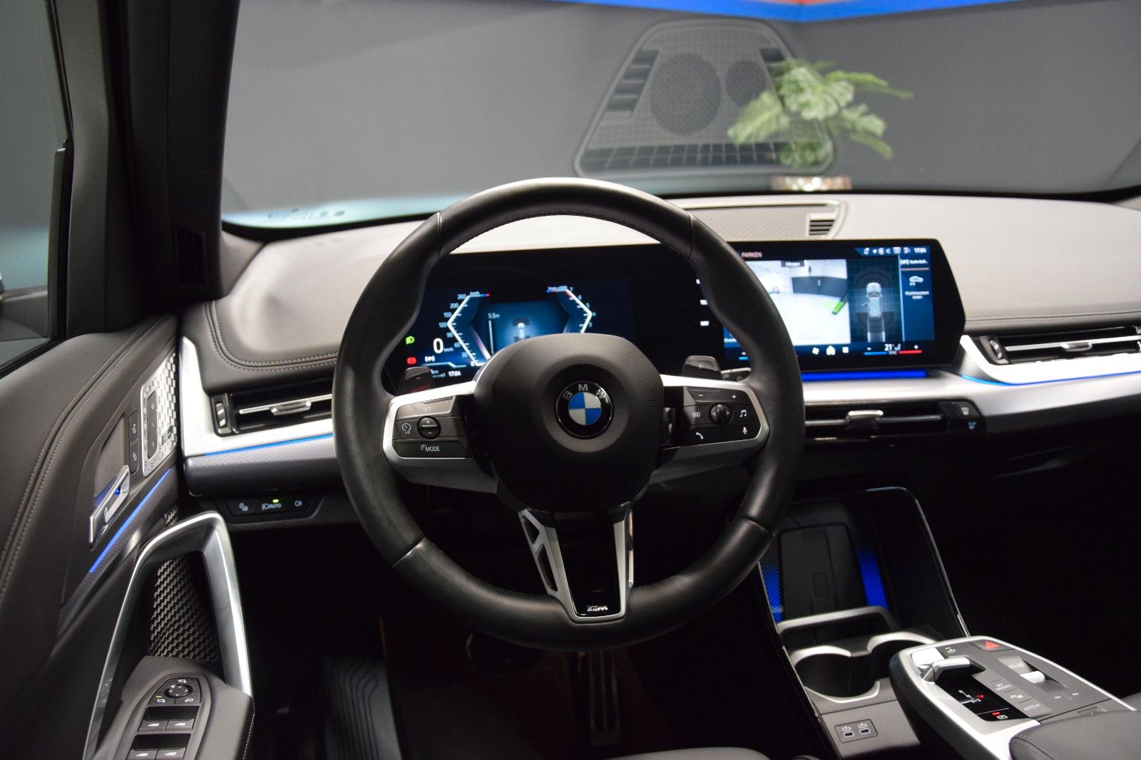 Fahrzeugabbildung BMW X1 18i sDrive M Sport H&k Panorama ACC Ambiente