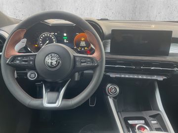 Alfa Romeo Tonale 1.5 Intensa 360+Kam.+KeyLess+Navi+SHZ+ACC