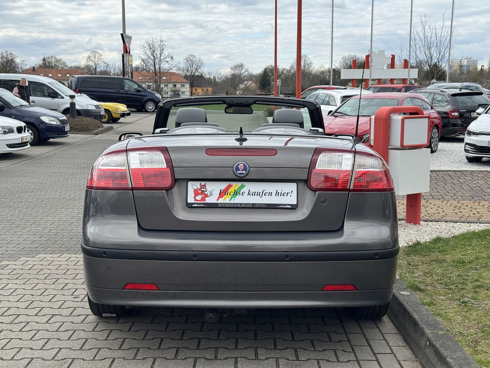 Fahrzeugabbildung Saab 9-3 1.9 Cabrio Automatik/StandHz/Leder/Navi/Ahk