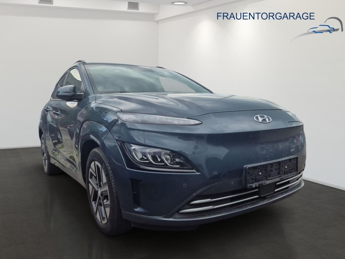 Fahrzeugabbildung Hyundai KONA Trend Elektro Navi Soundsystem LED ACC Appl