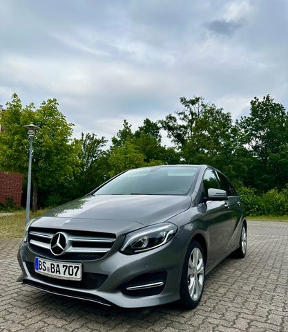 MERCEDES-BENZ B 180 Urban 