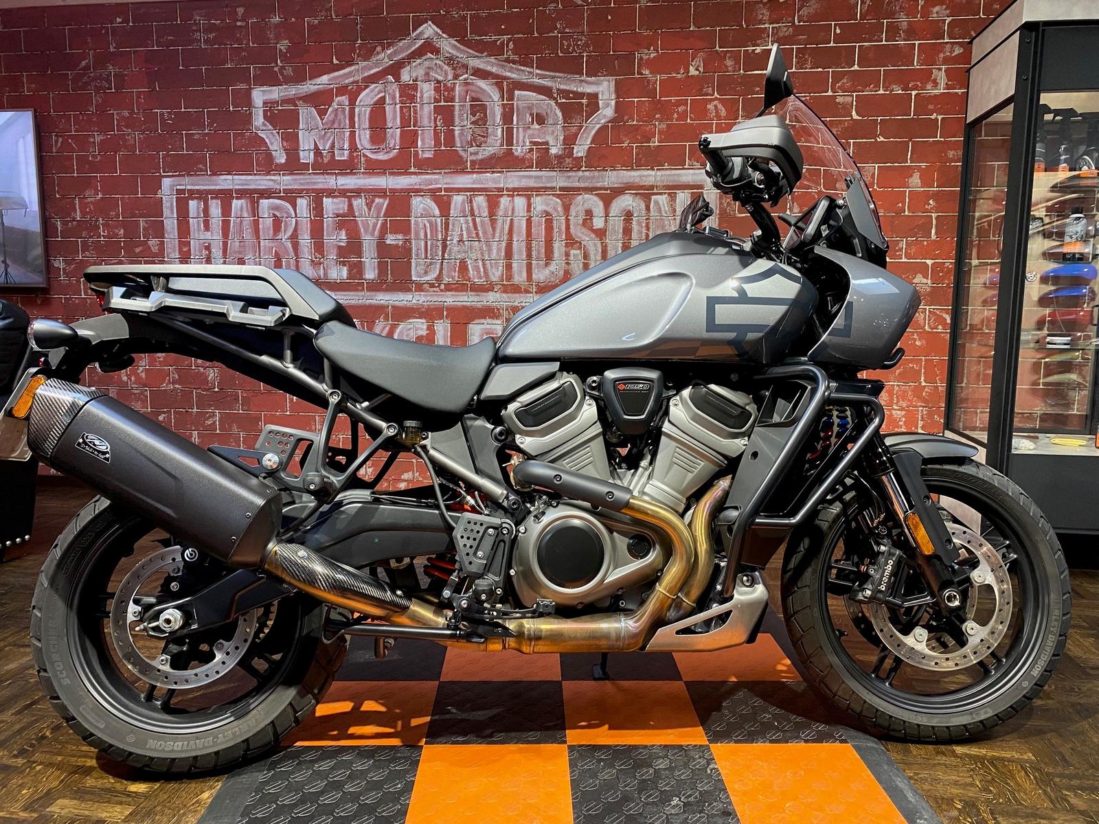 Harley-Davidson RA1250S Pan America Special + J&H Auspuff + ARH