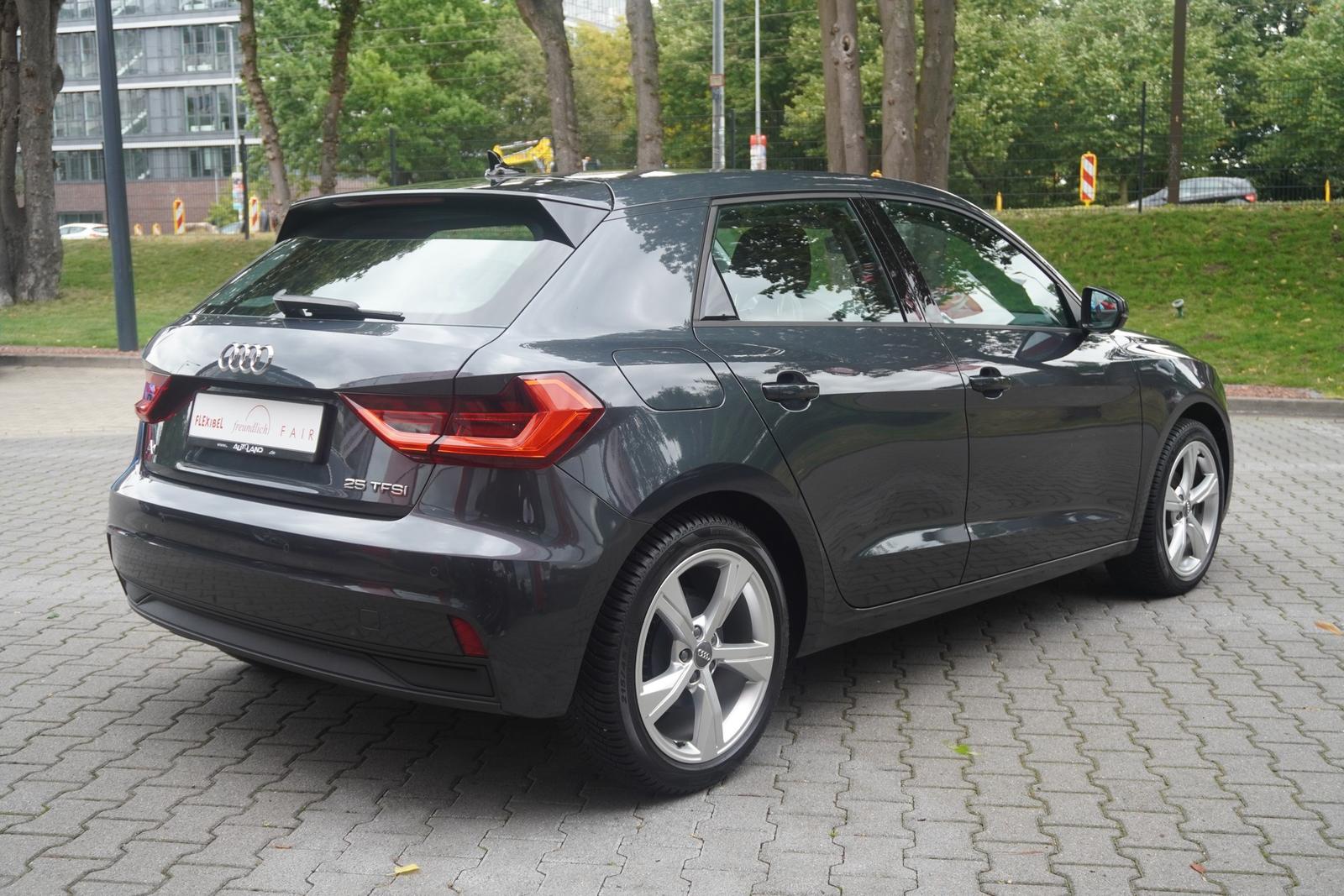 Audi A1 Sportback 25 1.0 TFSI basis App-Connect