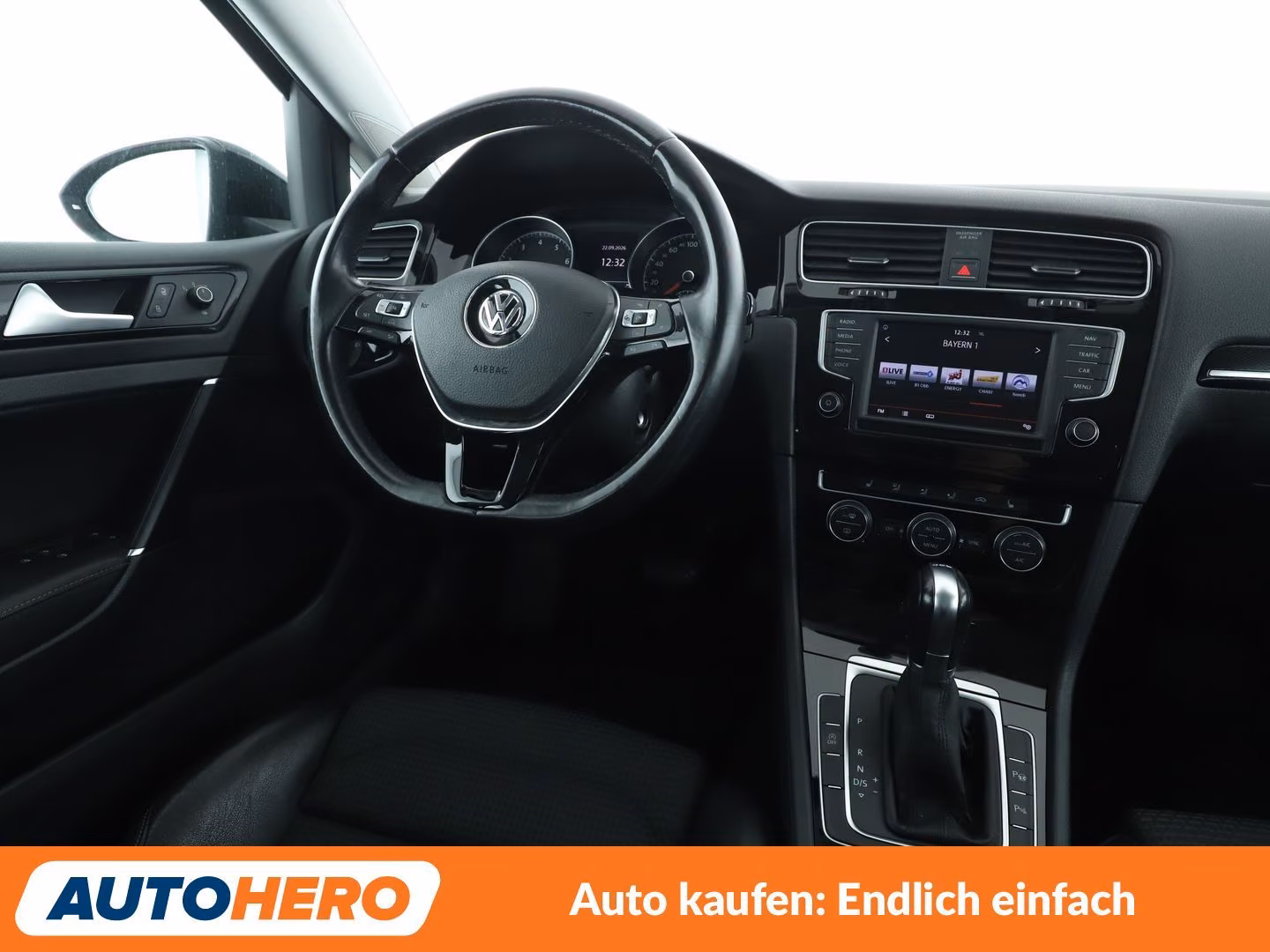 Volkswagen Golf VII 1.4 TSI Highline BMT Aut.*NAVI*XENON*
