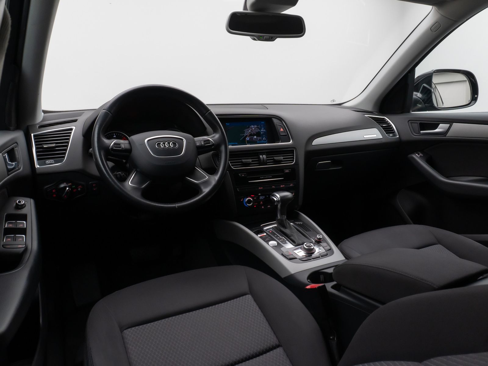 Fahrzeugabbildung Audi Q5 3.0 TDI 180 kW quattro Navi Sitzhzg PDC AHK