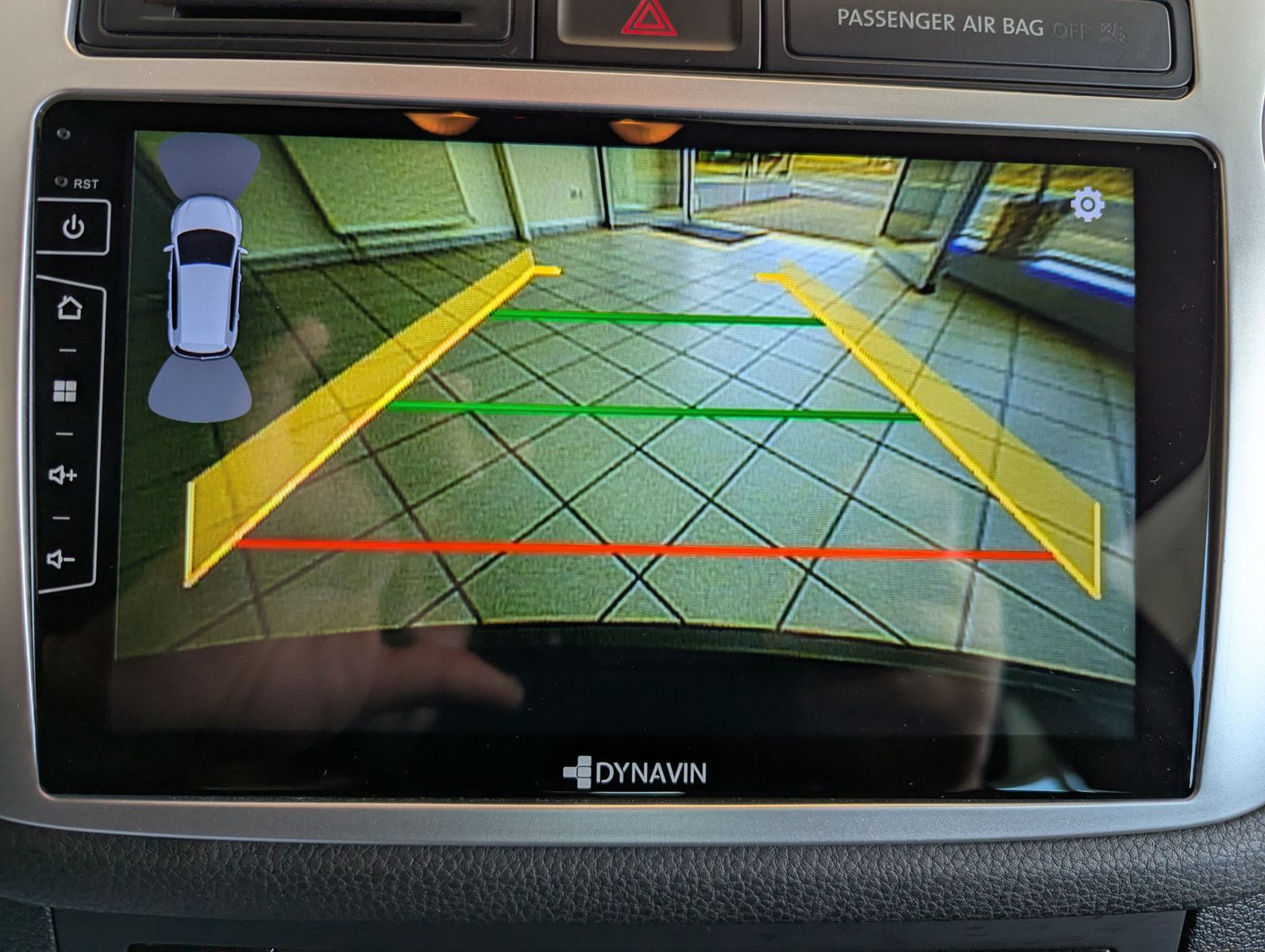 Fahrzeugabbildung Volkswagen Tiguan 1.4 TSI DSG Lounge DYNAUDIO AHK Kamera