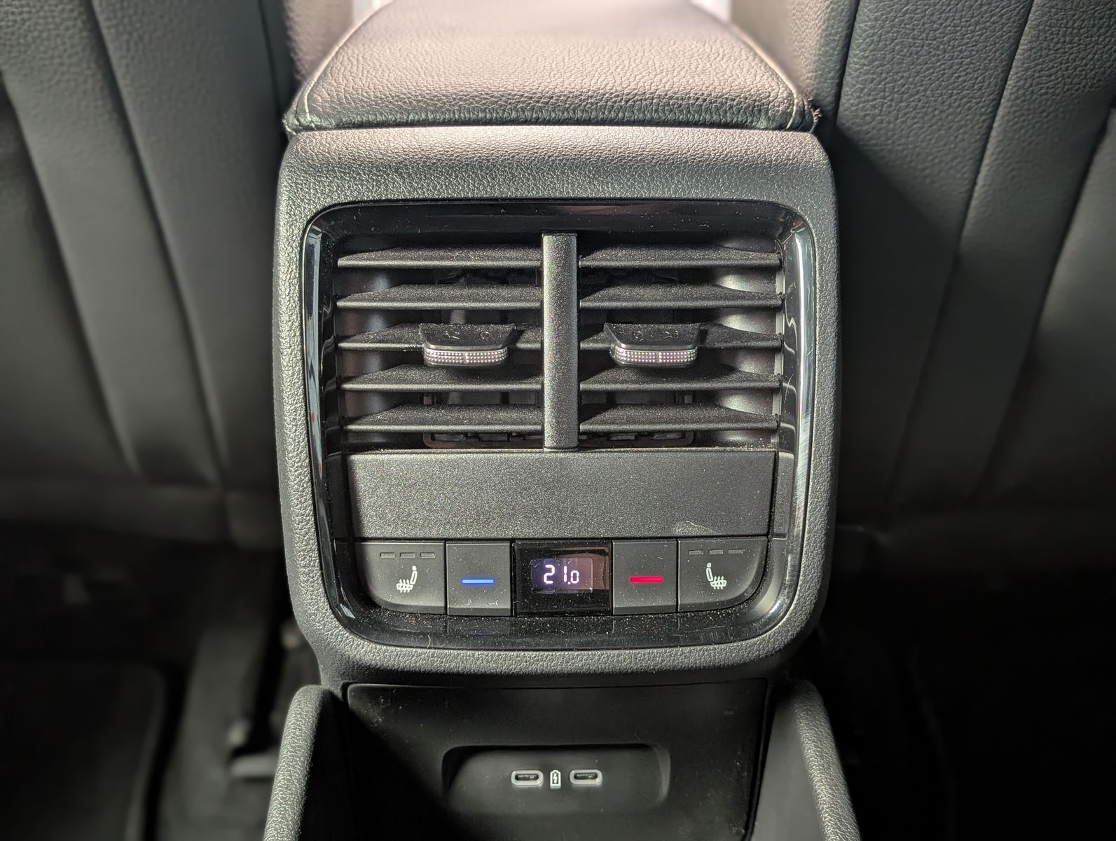 Fahrzeugabbildung SKODA Octavia 2.0 TDI Sportline Matrix Canton AHK 5J.G