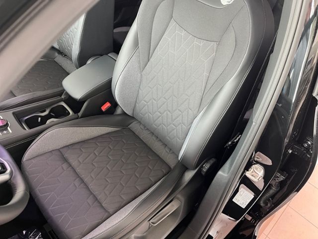 Fahrzeugabbildung Volkswagen Tiguan 1.5 eTSI DSG GOAL AHK LED-PLUS EL. HECKKL