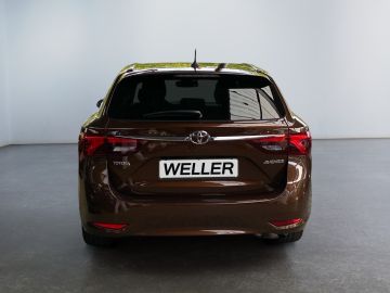 Toyota Avensis - 6