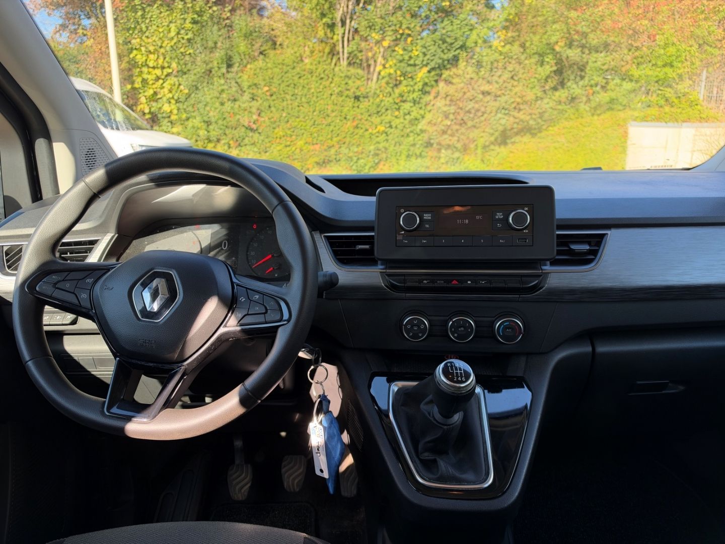 Fahrzeugabbildung Renault Kangoo III Equilibre LED DAB Spurhalteass. Notbr