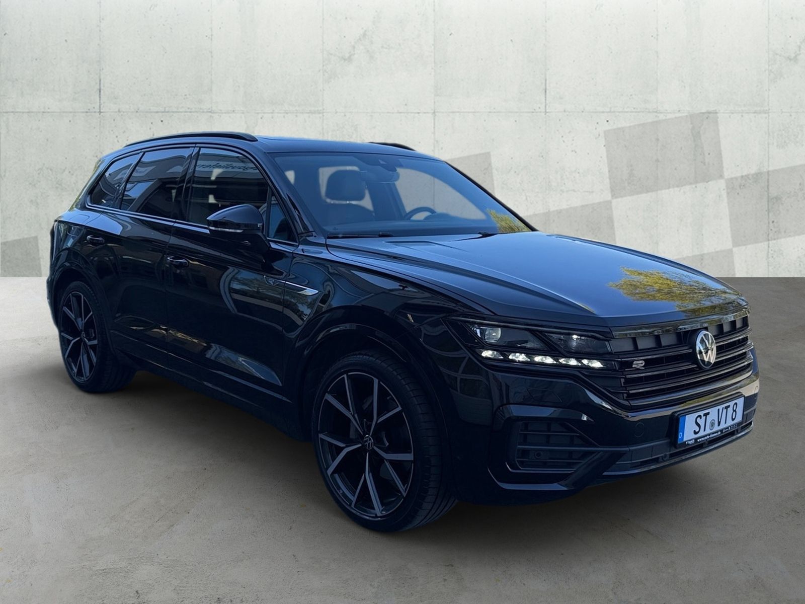 Volkswagen Touareg 3.0 TDI V6 4M R-LINE BLACK AHK DYNAUDIO foto 4