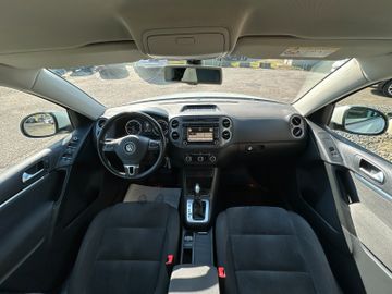 Volkswagen Tiguan - 10