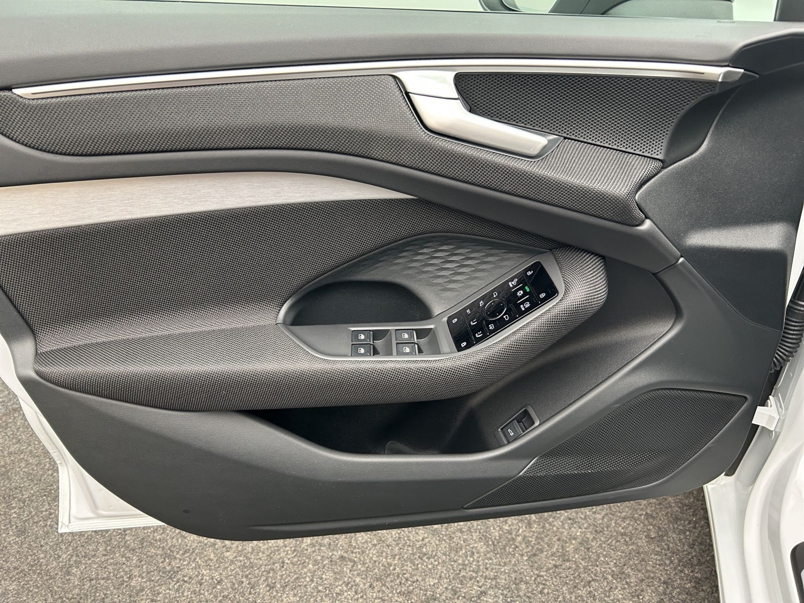 Audi A6 - Bild 17